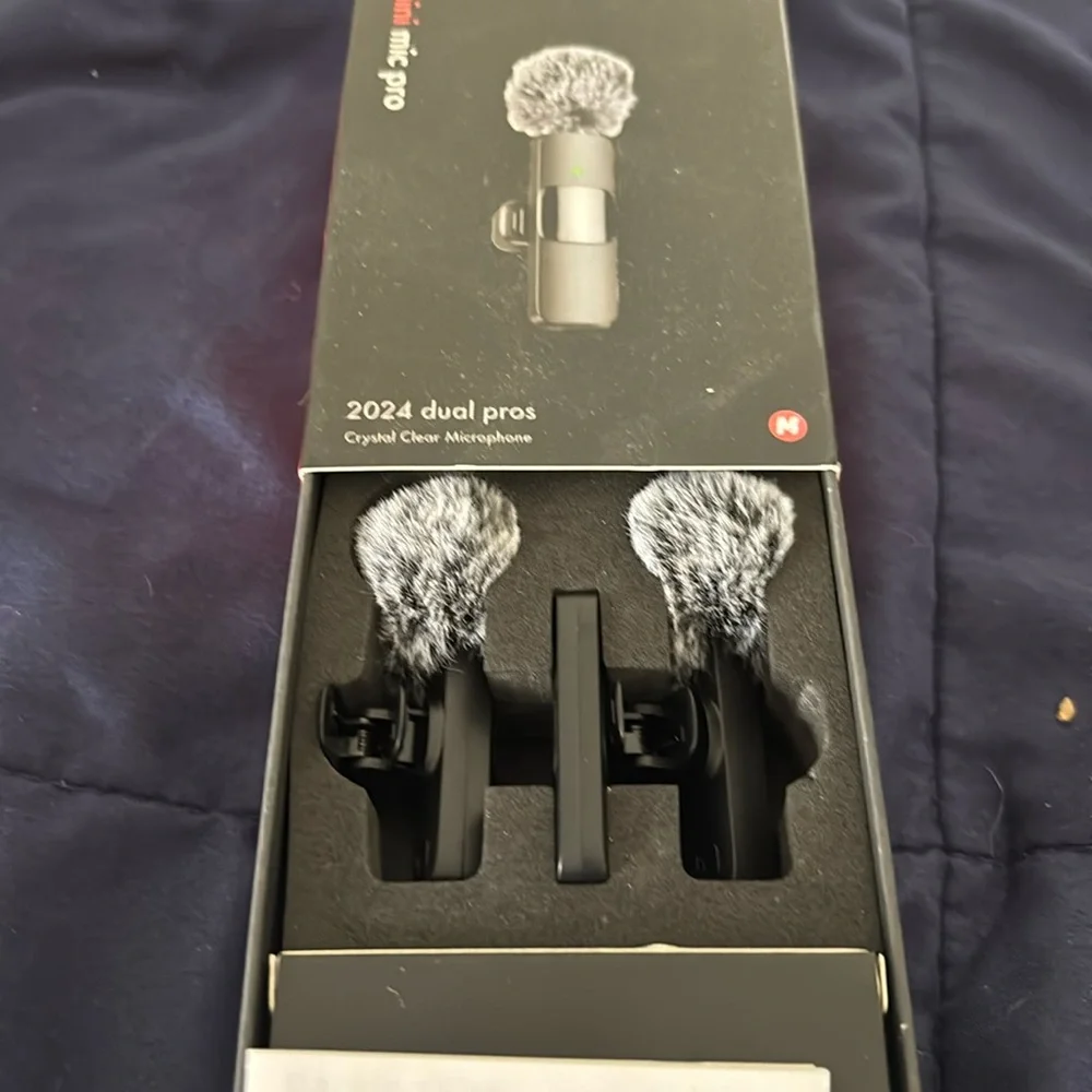 Wireless Lavalier Microphone - NIB